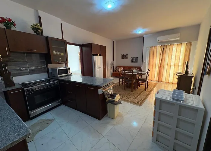 Tiba View Apartment *